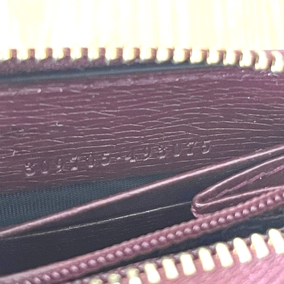 💗 Auth Pink GUCCI Zippy Wallet Heartbeat 💗 - Picture 4 of 7